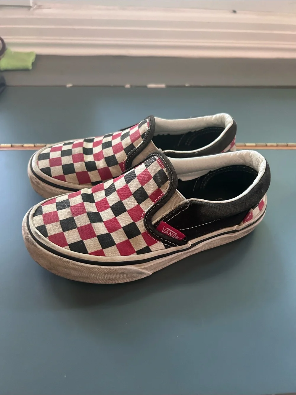 Vans Kids Slip-On Checkerboard Sneakers - Black & Burgundy